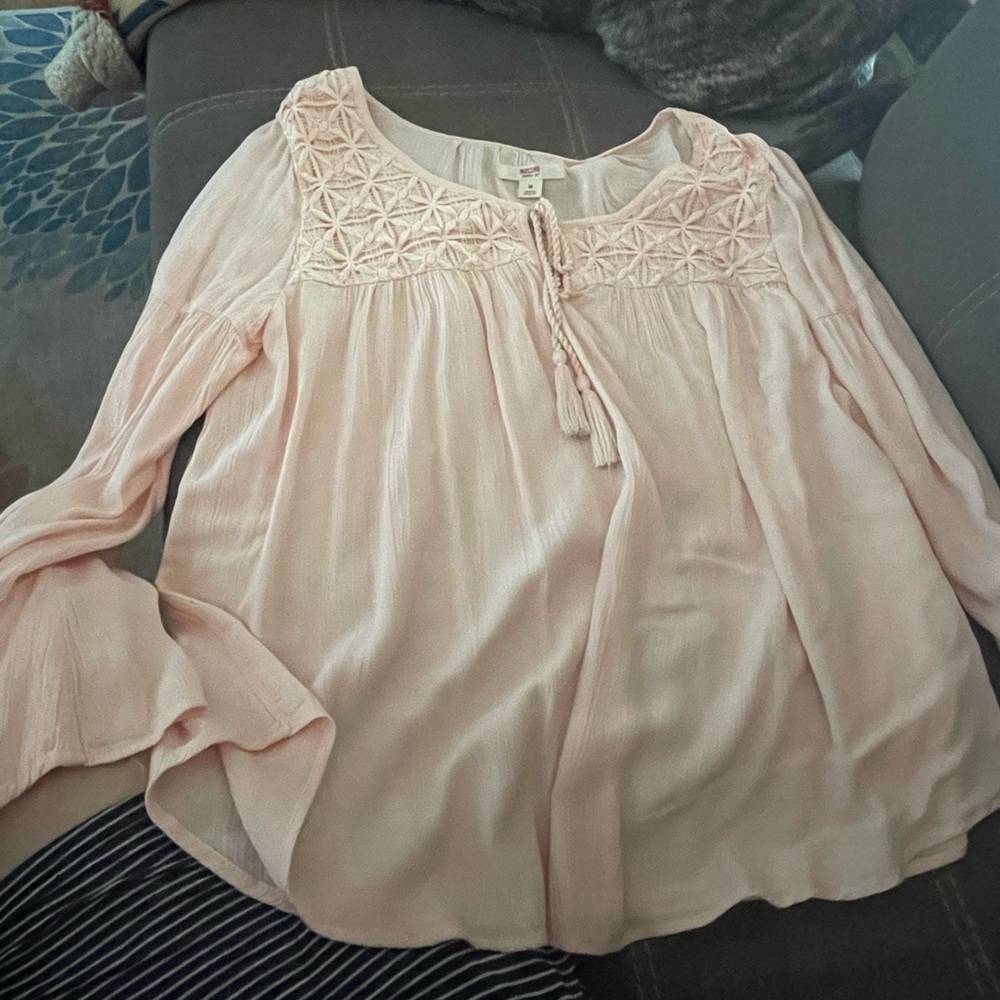 Mossimo flowy light pink top